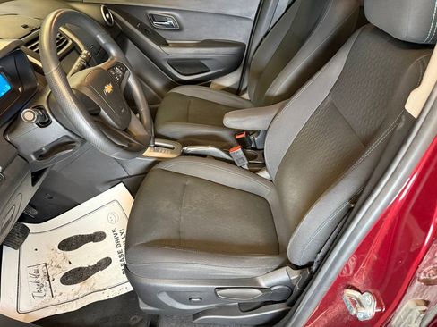 Used 2016 Chevrolet Trax LS AWD/4WD image 20