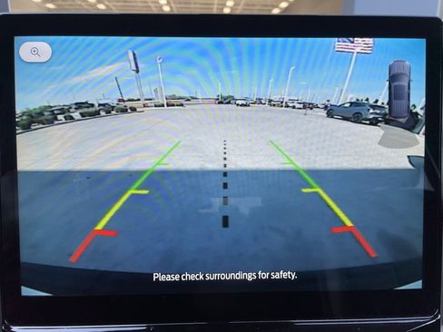 Used 2024 Ford Expedition XLT image 7