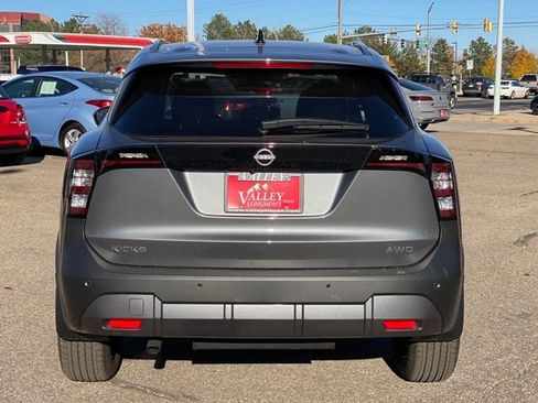 New 2026 Nissan Kicks SV w/ SV Premium Package image 4