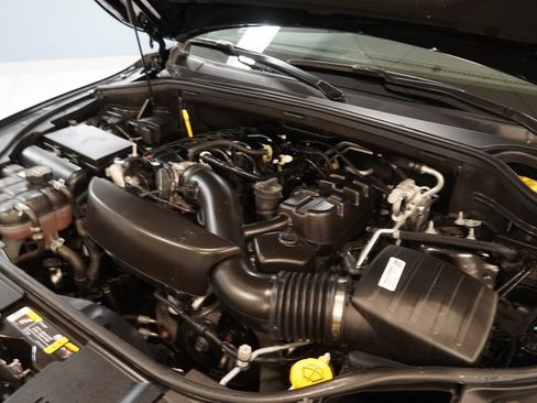 Used 2023 Dodge Durango GT AWD/4WD image 18