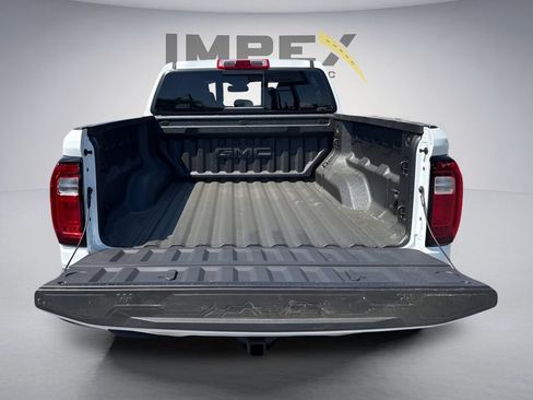 New 2026 GMC Canyon AT4 w/ Technology Plus Package AWD/4WD image 31