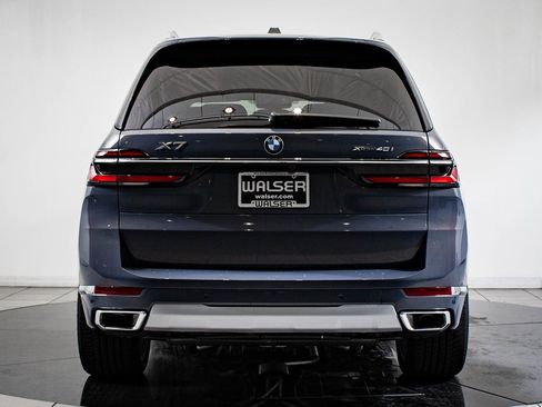 New 2026 BMW X7 xDrive40i image 7