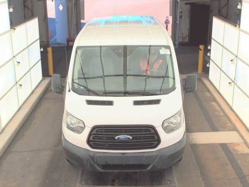 Used 2017 Ford Transit 150 image 19