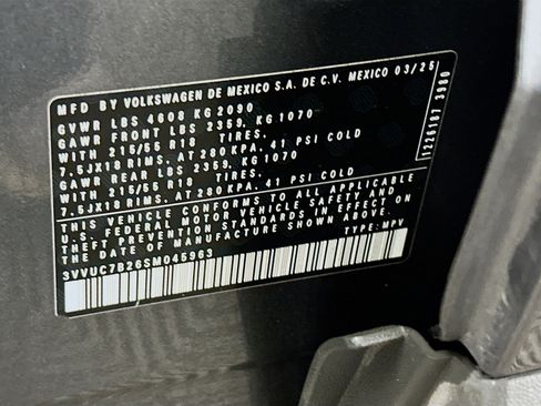 Used 2025 Volkswagen Taos SE image 12