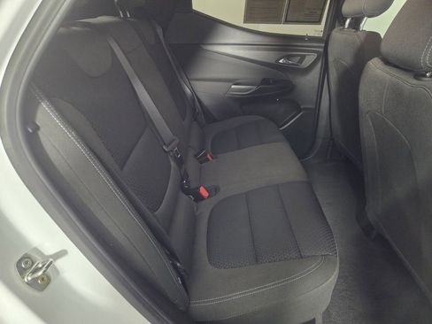 Used 2023 Chevrolet Bolt EUV LT w/ Driver Confidence Package FWD image 30