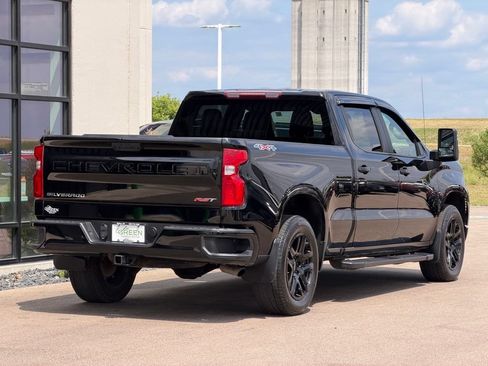 Used 2023 Chevrolet Silverado 1500 RST w/ Max Trailering Package AWD/4WD image 5