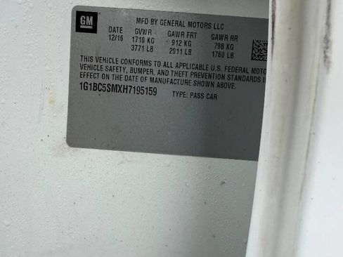 Used 2017 Chevrolet Cruze LS image 7