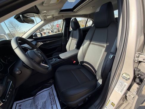 New 2026 MAZDA MAZDA3 2.5 Turbo Sedan w/Premium Plus image 21