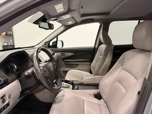 Used 2020 Honda Ridgeline RTL-E image 10