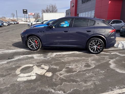 New 2026 Maserati Grecale Modena image 6