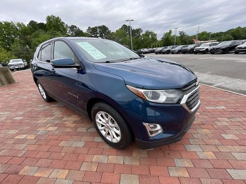Used 2019 Chevrolet Equinox LT w/ Driver Convenience Package FWD image 38