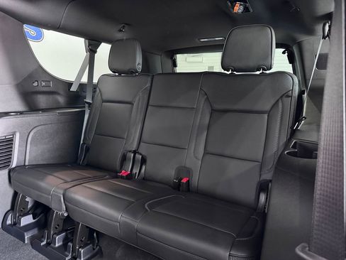 Certified 2025 GMC Yukon XL Denali AWD/4WD image 13