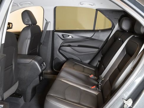 Used 2021 Chevrolet Equinox LT FWD image 27