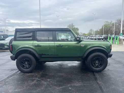 Used 2024 Ford Bronco Wildtrak image 5