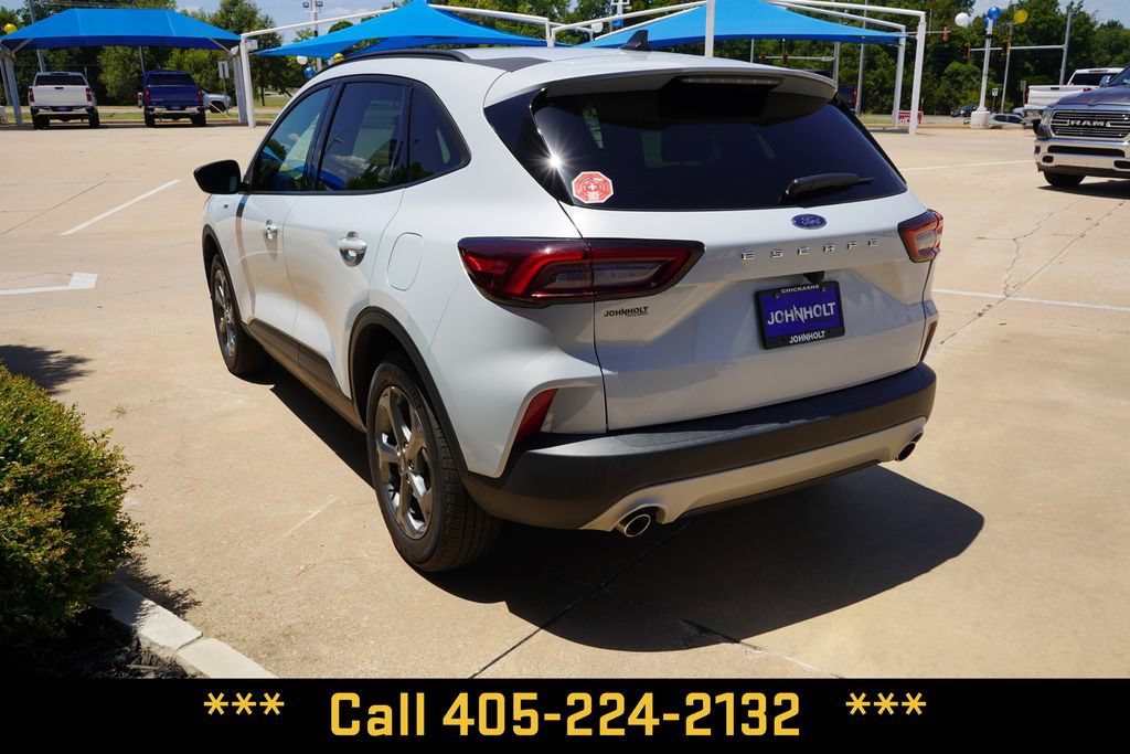 Used 2025 Ford Escape ST-Line AWD/4WD image 11