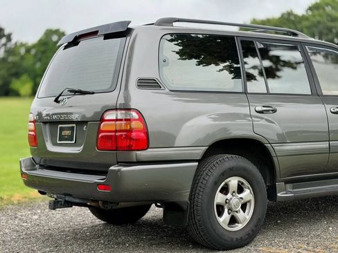 Used 2000 Toyota Land Cruiser AWD/4WD image 34