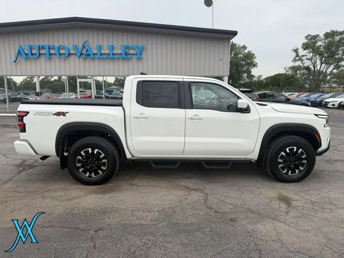 Used 2023 Nissan Frontier PRO-4X w/ Pro Convenience Package AWD/4WD image 8