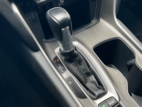 Used 2019 Honda Accord Sport image 20