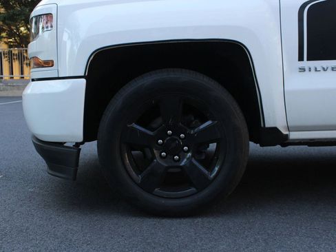 Used 2018 Chevrolet Silverado 1500 Custom w/ Rally 1 Edition RWD image 11