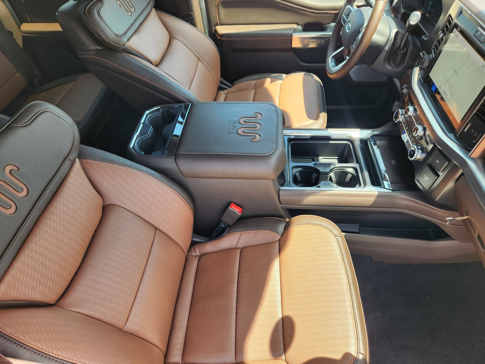 New 2026 Ford F250 King Ranch w/ Chrome Package AWD/4WD image 16