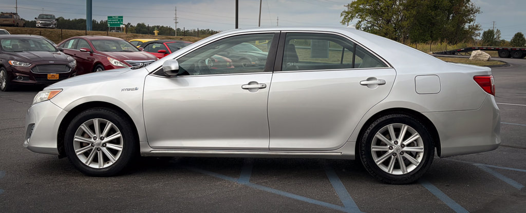 Used 2014 Toyota Camry XLE w/ Leather Package FWD image 20