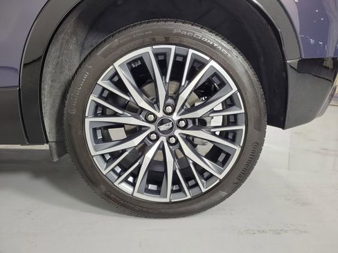 Certified 2024 Cadillac XT4 Sport w/ Cold Weather Package FWD image 10
