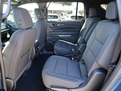 New 2026 Chevrolet Traverse LT w/ Midnight/Sport Edition image 21