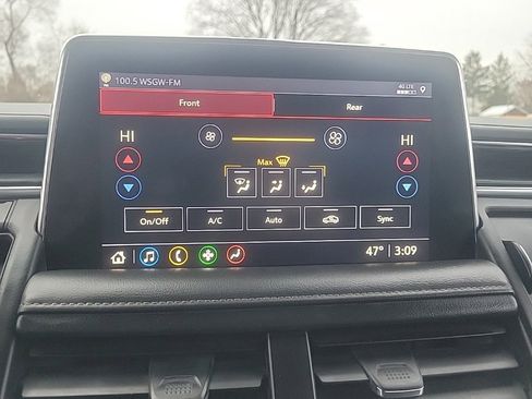 Used 2021 Chevrolet Tahoe LT w/ LT Signature Package image 17