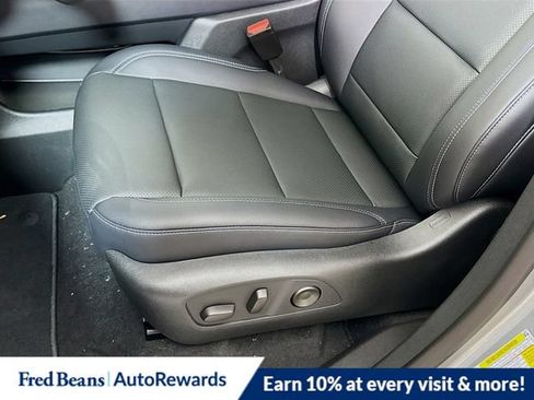 New 2026 Chevrolet Traverse LT w/ Sun and Wheel Package AWD/4WD image 22