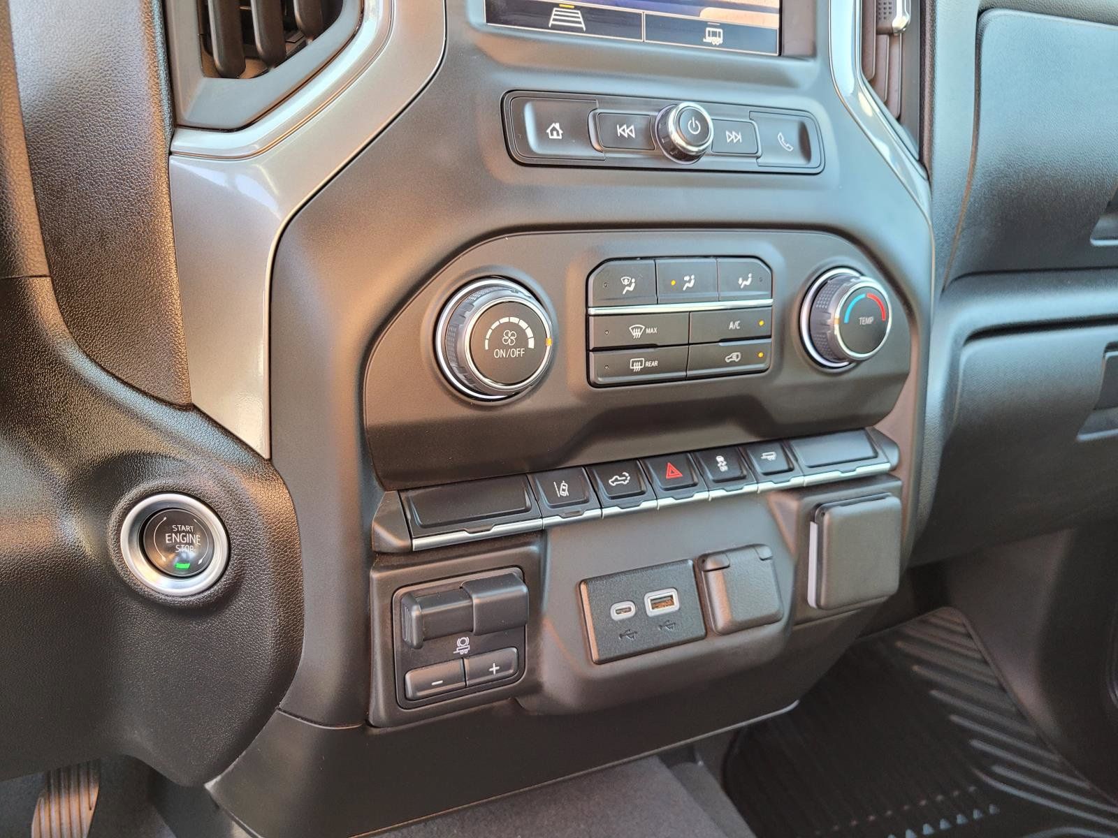 Used 2025 Chevrolet Silverado 2500 Custom w/ Custom Convenience Package RWD image 25