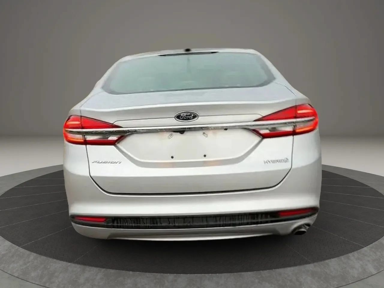 Used 2018 Ford Fusion S FWD image 5