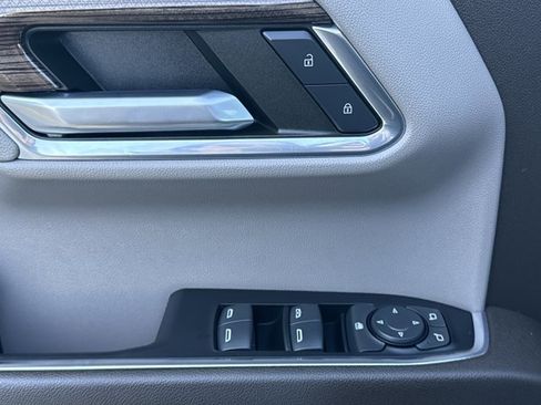 Used 2023 Chevrolet Silverado 1500 RST image 16