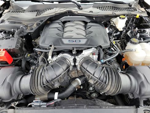 Used 2024 Ford Mustang GT RWD image 13