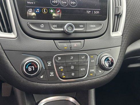 Used 2022 Chevrolet Malibu LT image 22