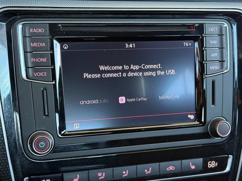 Used 2019 Volkswagen Passat 2.0T SE R-Line FWD image 25
