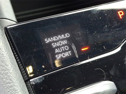 New 2025 Jeep Grand Cherokee L Limited w/ Black Appearance Package image 21