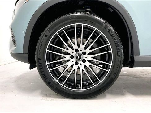 New 2026 Mercedes-Benz GLC 300 image 11
