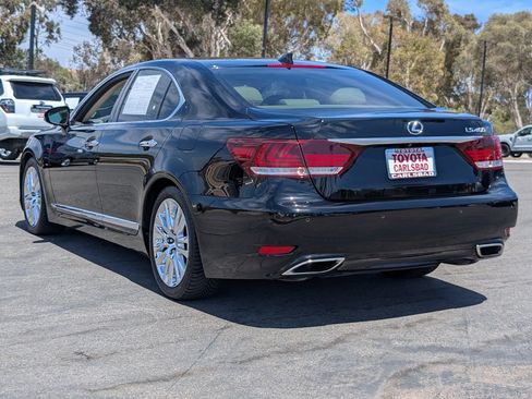Used 2017 Lexus LS 460 w/ Comfort Package RWD image 12