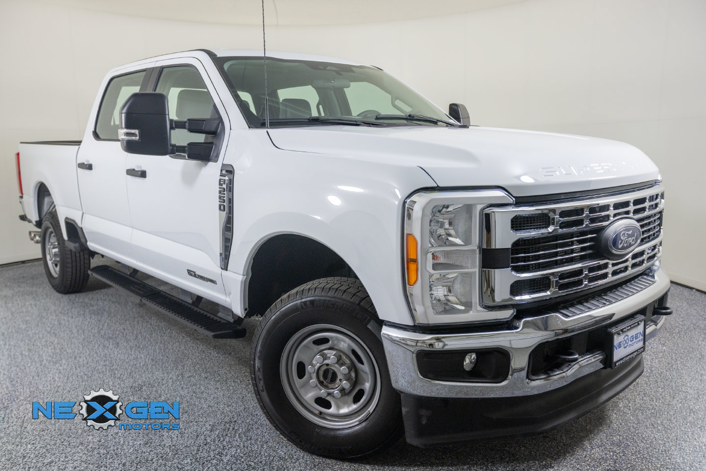 Used 2025 Ford F250 XL w/ XL Chrome Package AWD/4WD image 1