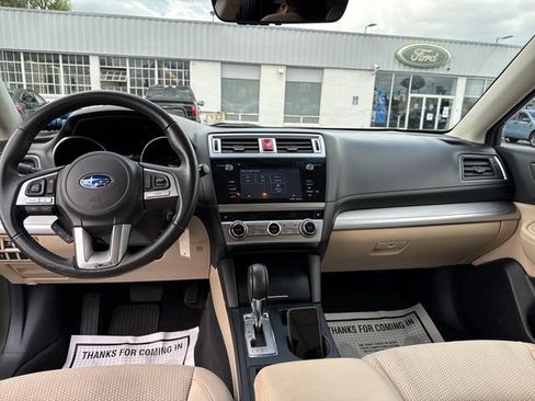 Used 2017 Subaru Outback 2.5i Premium w/ Popular Package #2 AWD/4WD image 13