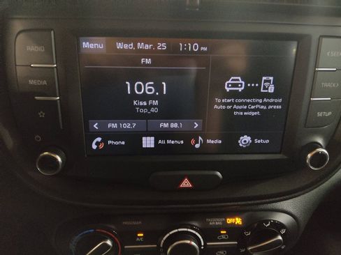 Used 2025 Kia Soul LX image 25