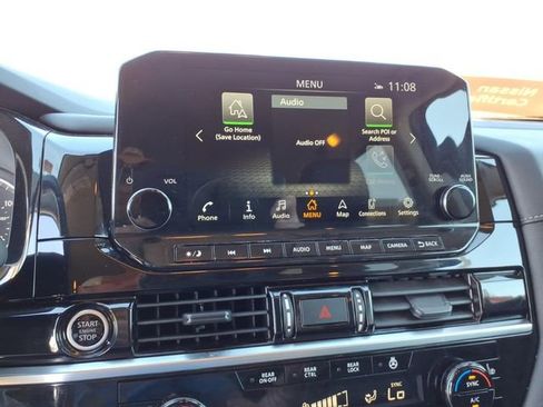 Certified 2024 Nissan Pathfinder SL w/ Black Appearance Package image 11