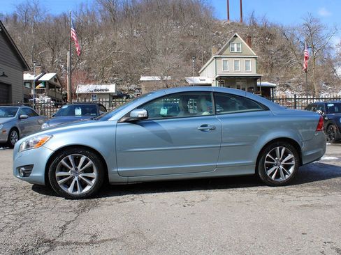 Used 2012 Volvo C70 T5 image 4