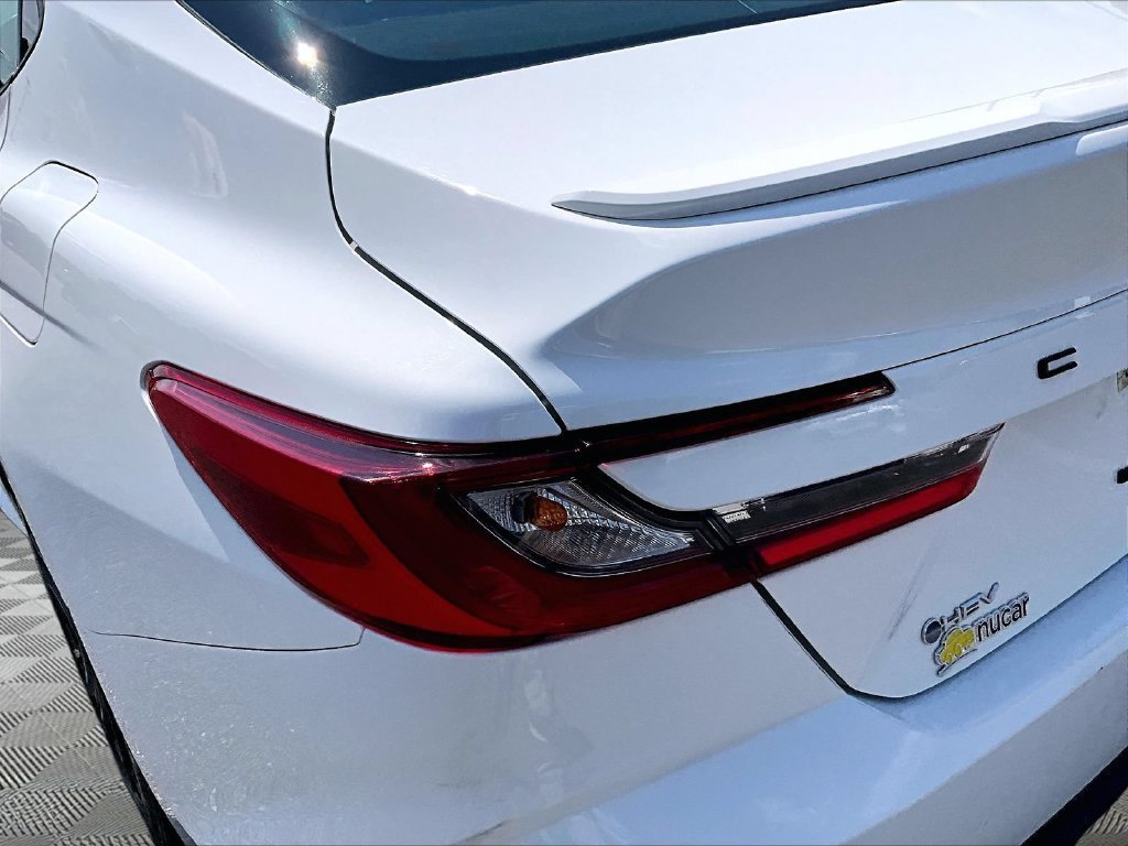 Used 2025 Toyota Camry SE FWD image 34