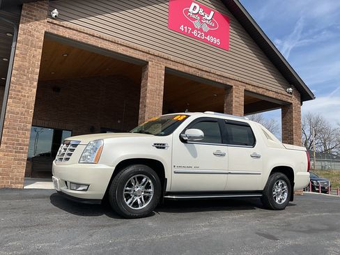 Used 2008 Cadillac Escalade EXT image 49