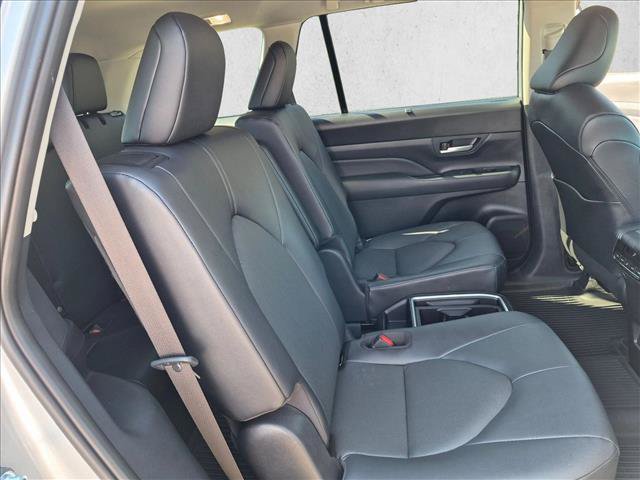 Used 2026 Toyota Grand Highlander AWD Hybrid image 20