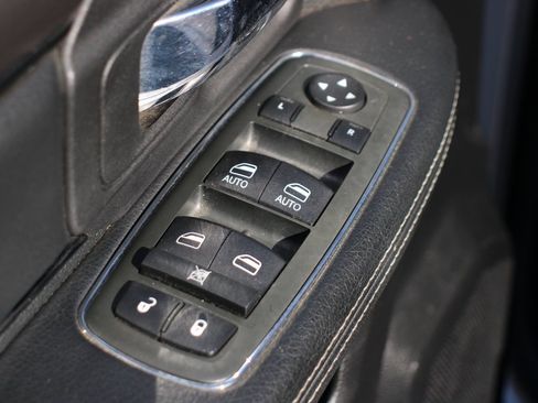 Used 2014 RAM 1500 Sport image 15