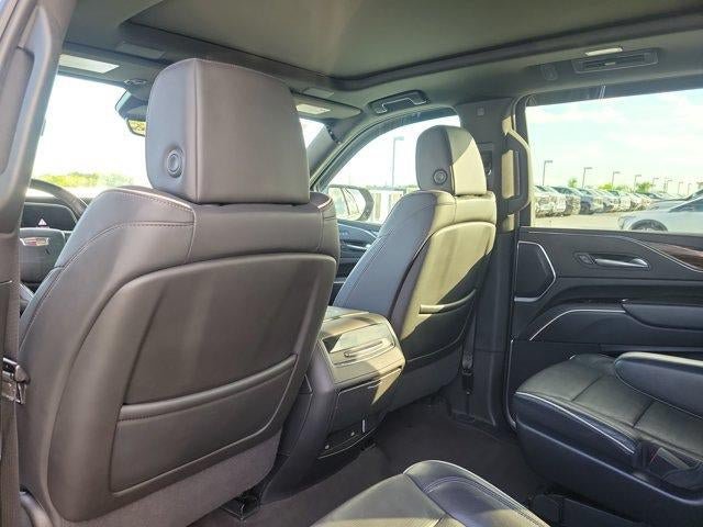 Used 2023 Cadillac Escalade ESV Premium Luxury RWD image 7