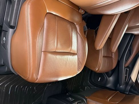 Used 2019 Subaru Ascent Touring w/ Popular Package #2 image 24