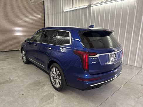 Certified 2025 Cadillac XT6 Premium Luxury FWD image 6